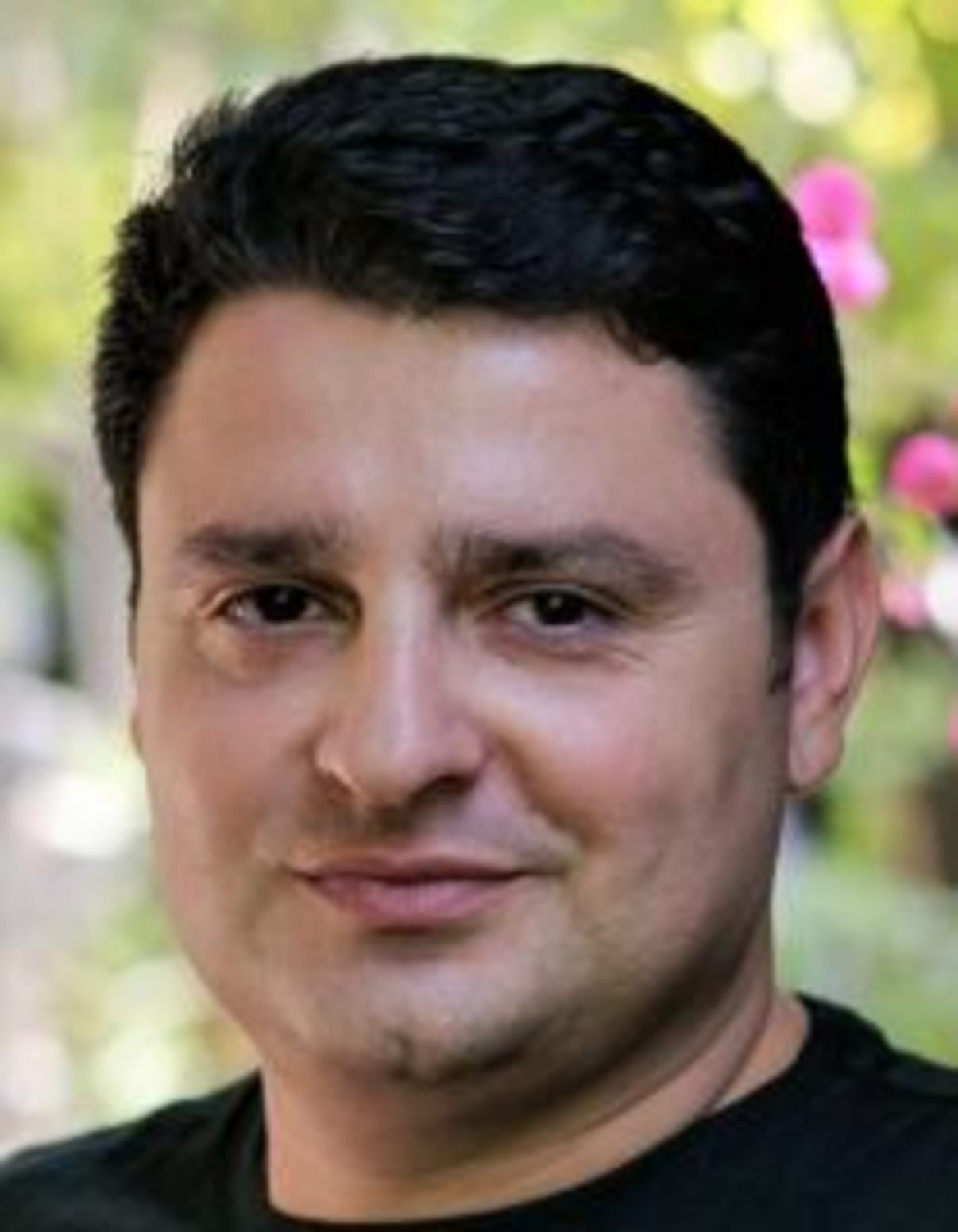 תמונת פורטרט של בעל המקצוע