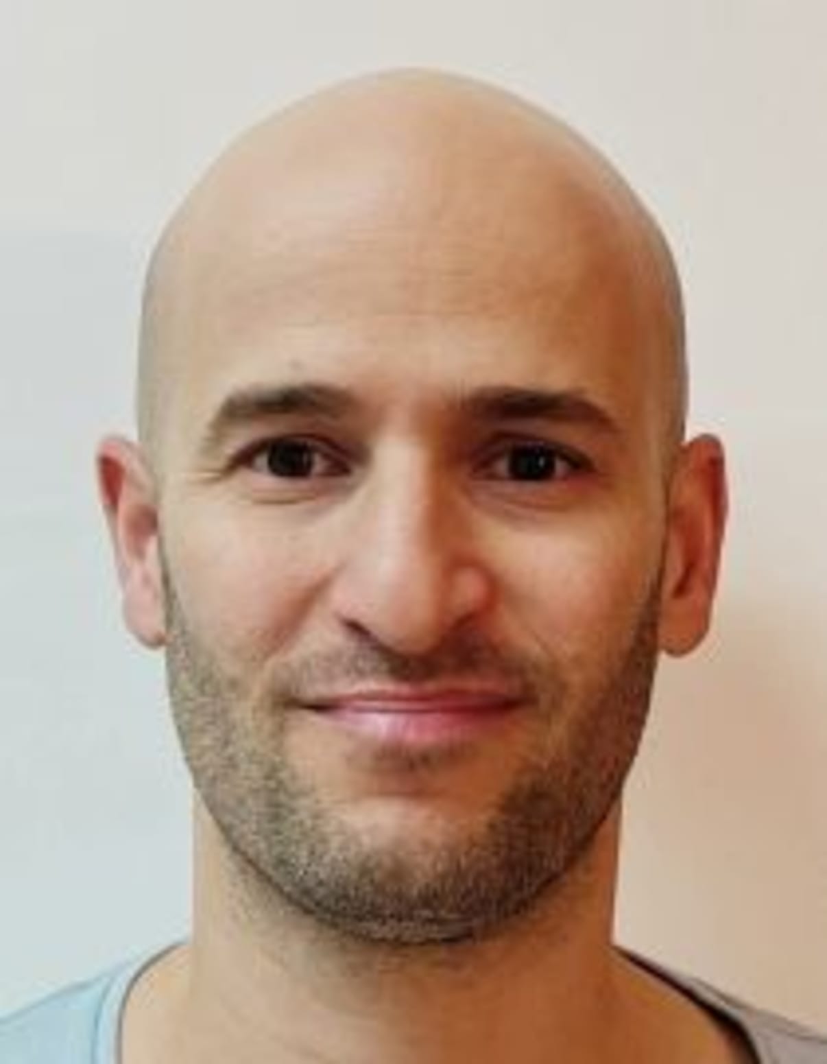 תמונת פורטרט של בעל המקצוע תמונת פורטרט של בעל המקצוע