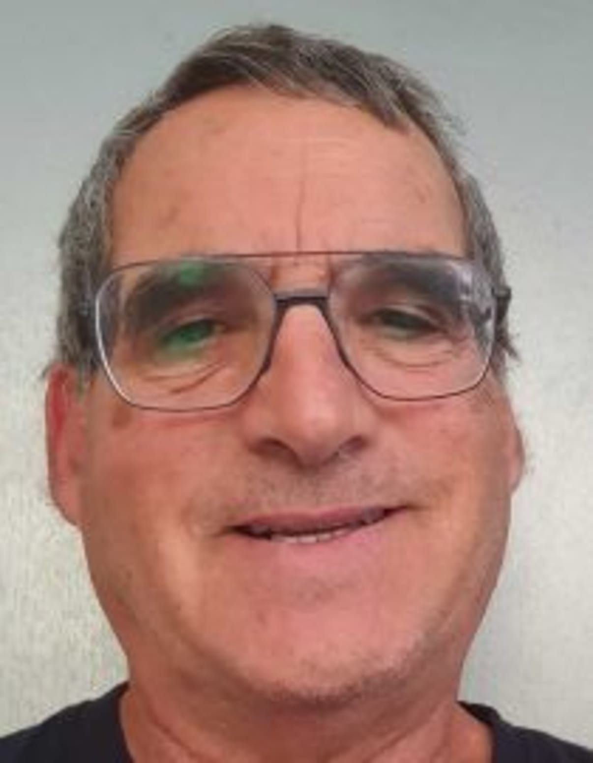 תמונת פורטרט של בעל המקצוע