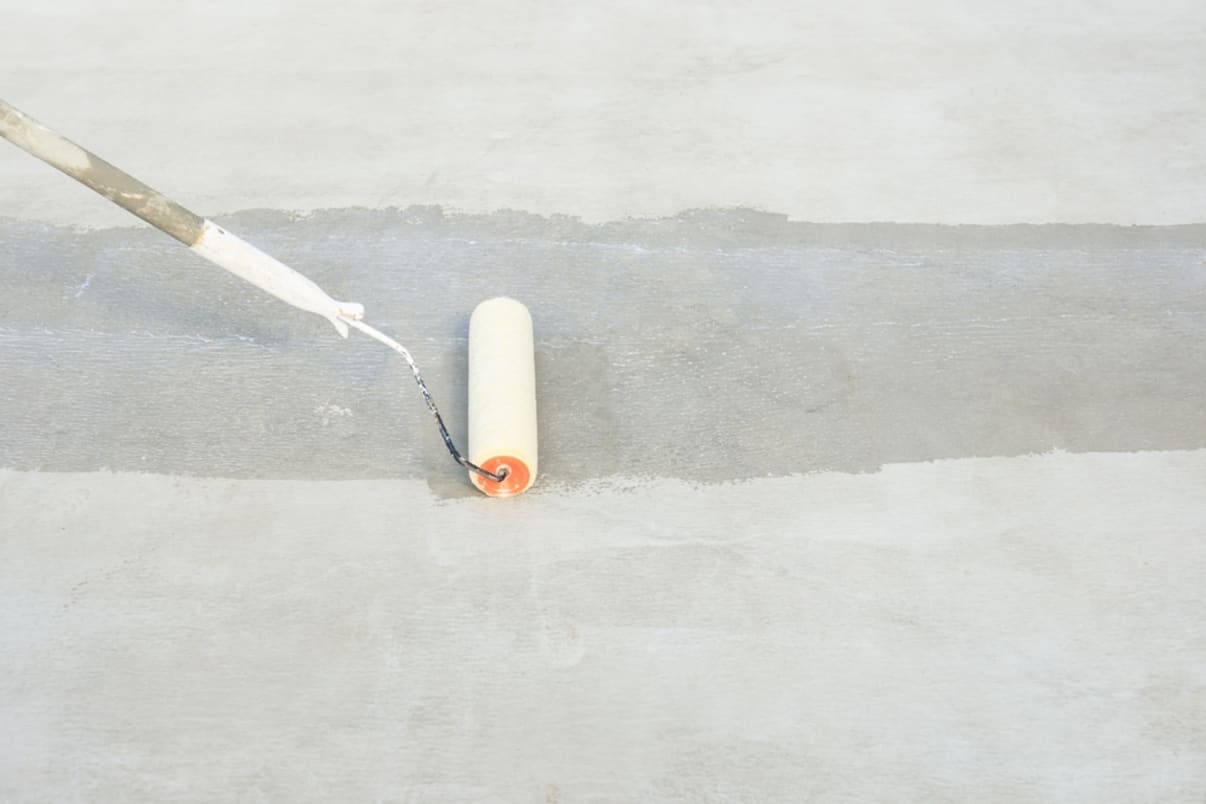 סילר מבריק לבטון מוחלק סילר מבריק לבטון מוחלק