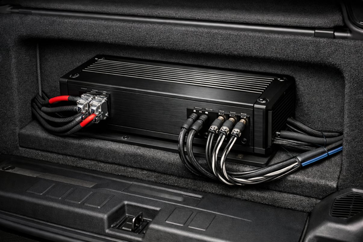 מגבר ברכב מגבר ברכב