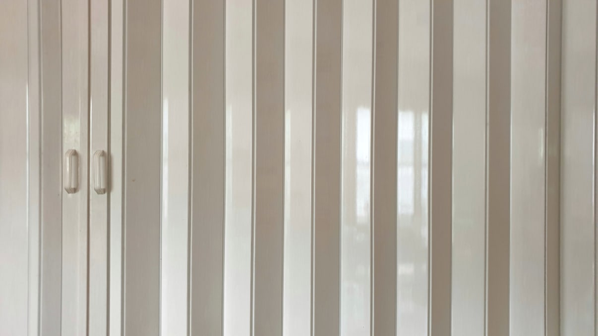 דלת אקורדיון