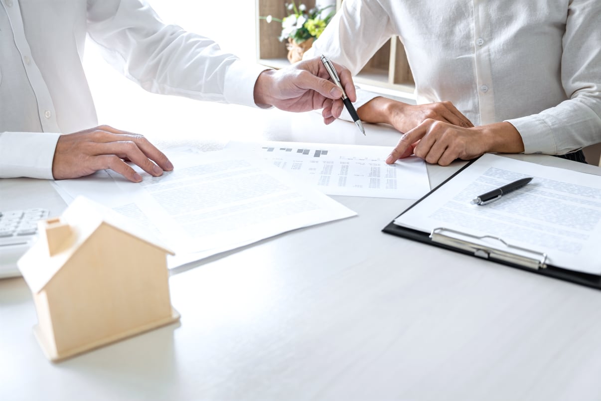 שמאי מכריע שמאי מכריע