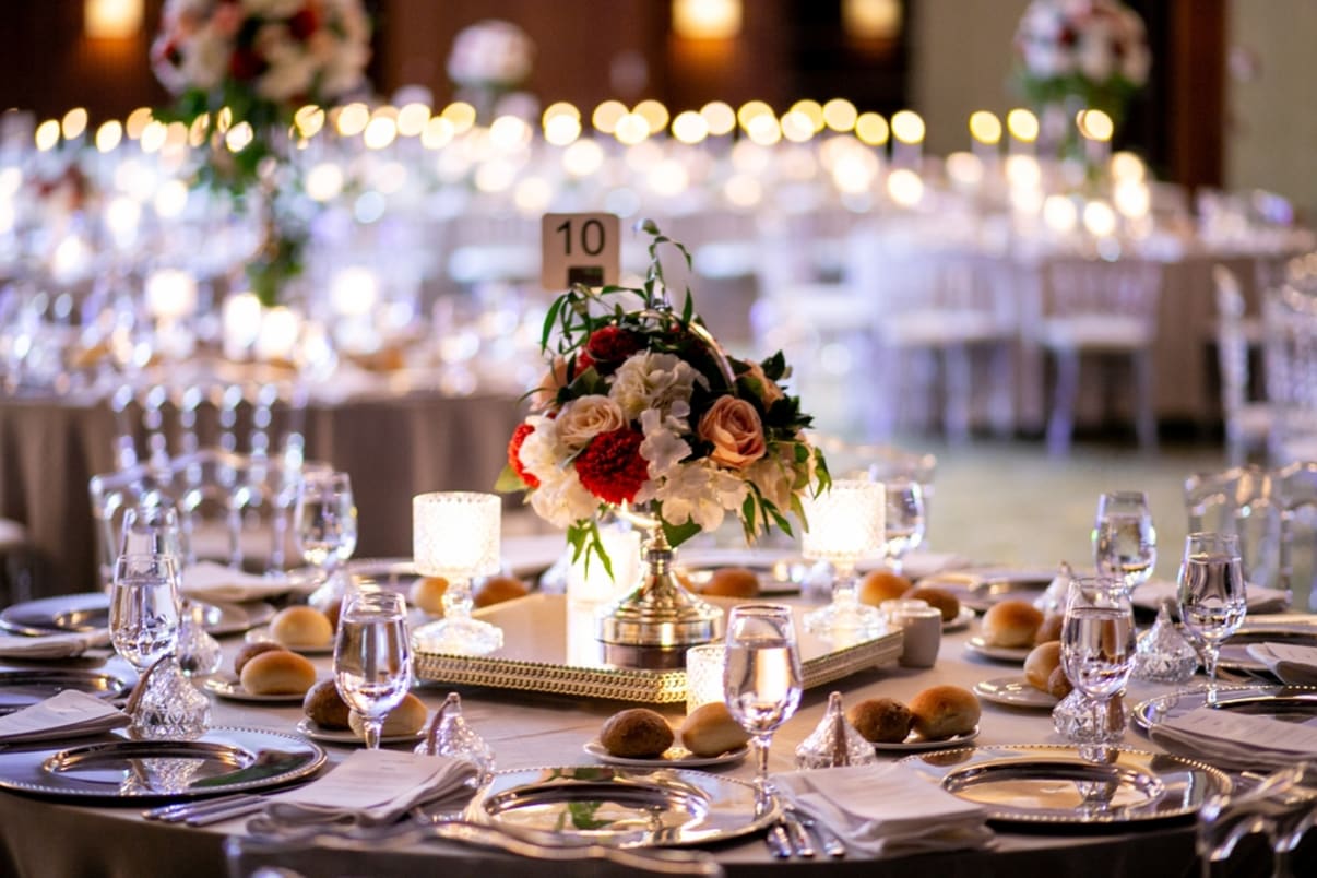 שולחן מעוצב