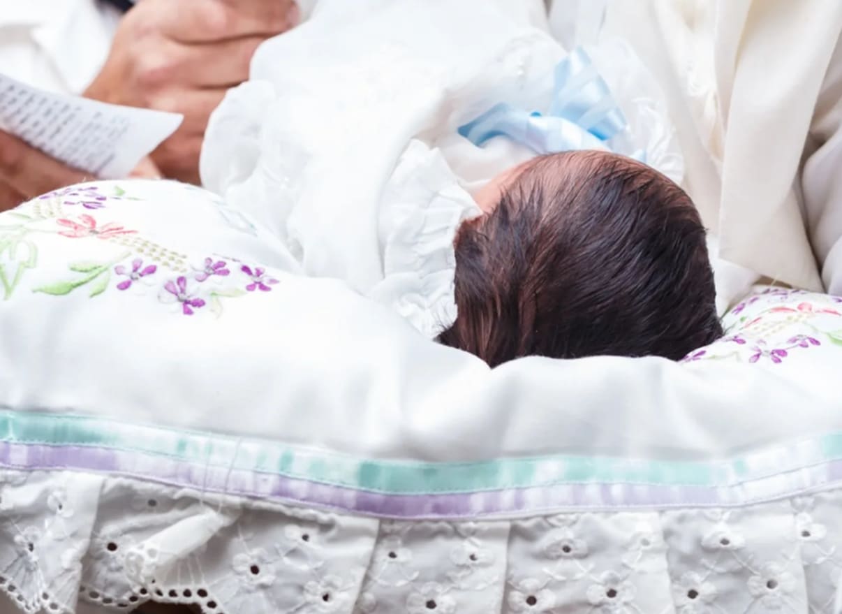 תינוק בברית מילה