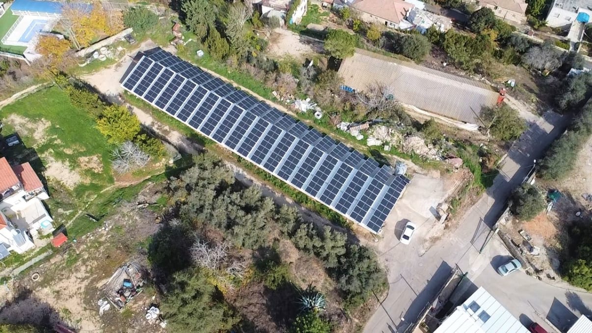 מערכת סולארית מסחרית