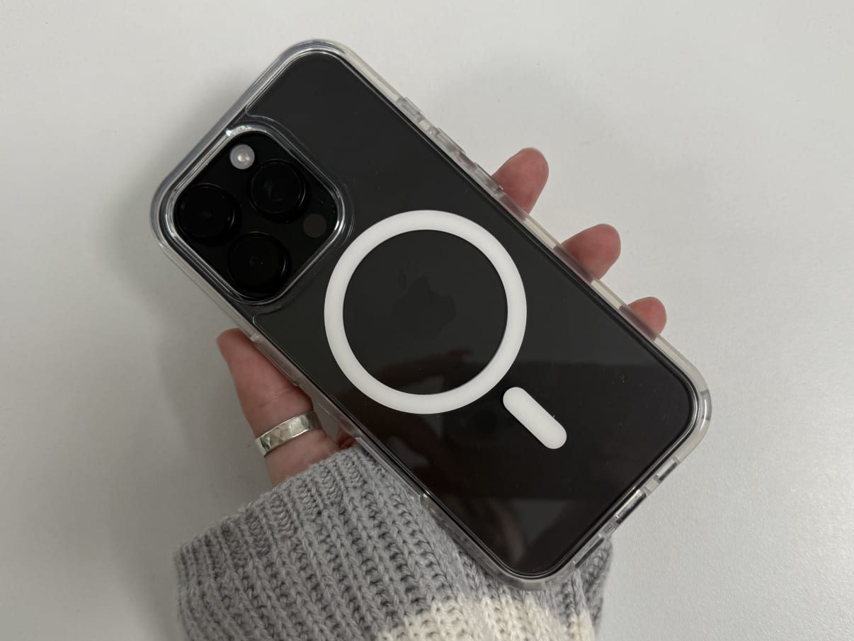 MAGSAFE באייפון