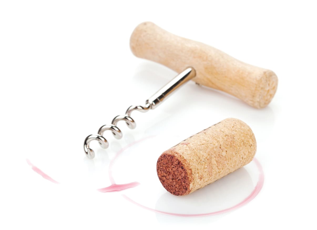 כתם יין על שיש כתם יין על שיש