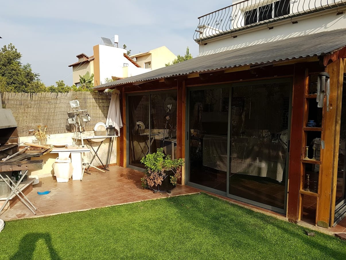 התקנת ויטרינה - מחירים