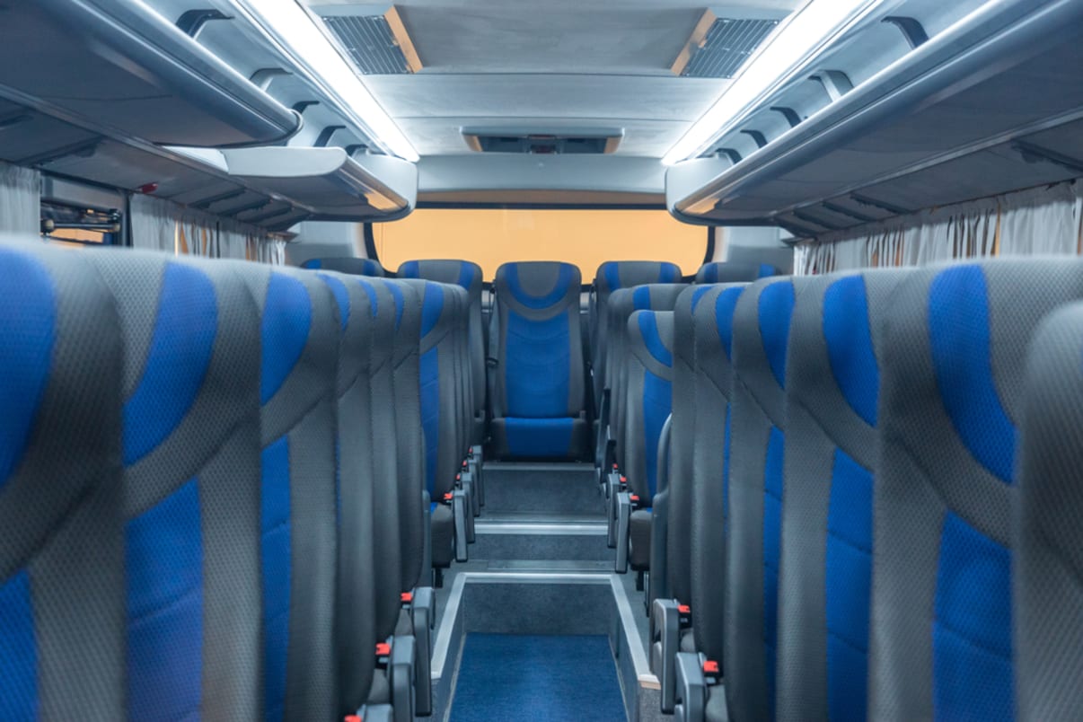 מקומות ישיבה באוטובוס להשכרה