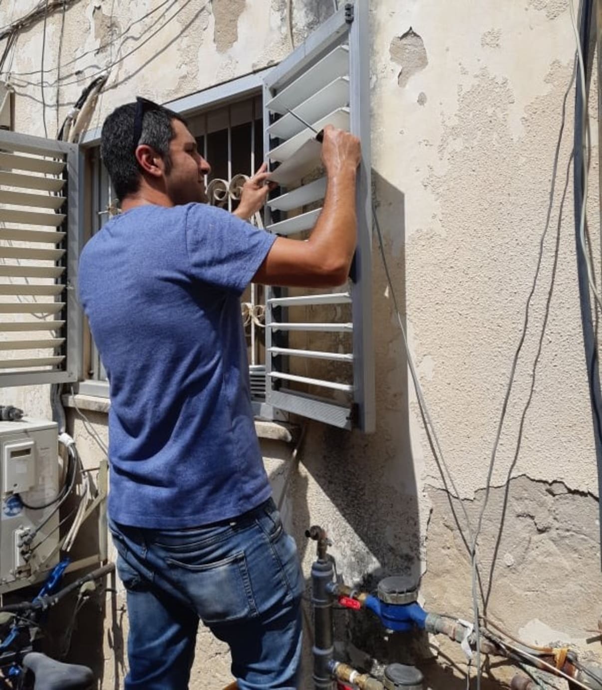 תיקון תריס הזזה