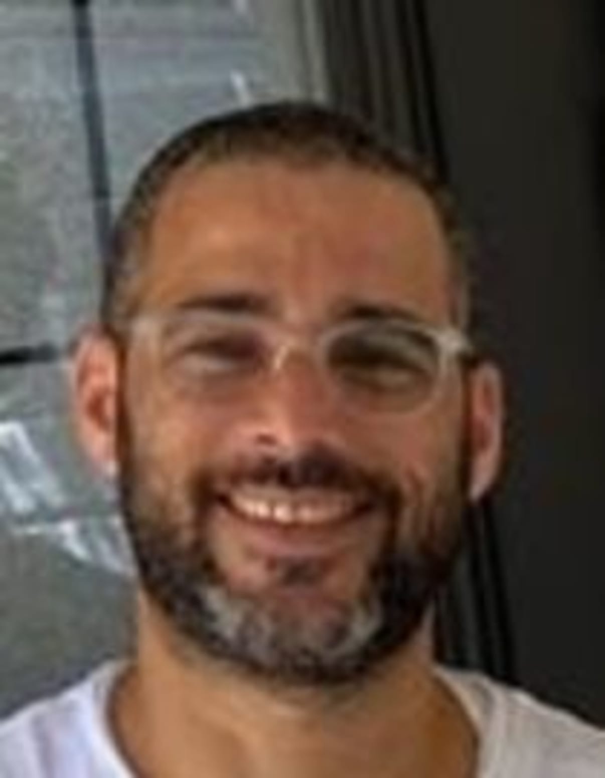 תמונת פורטרט של בעל המקצוע תמונת פורטרט של בעל המקצוע
