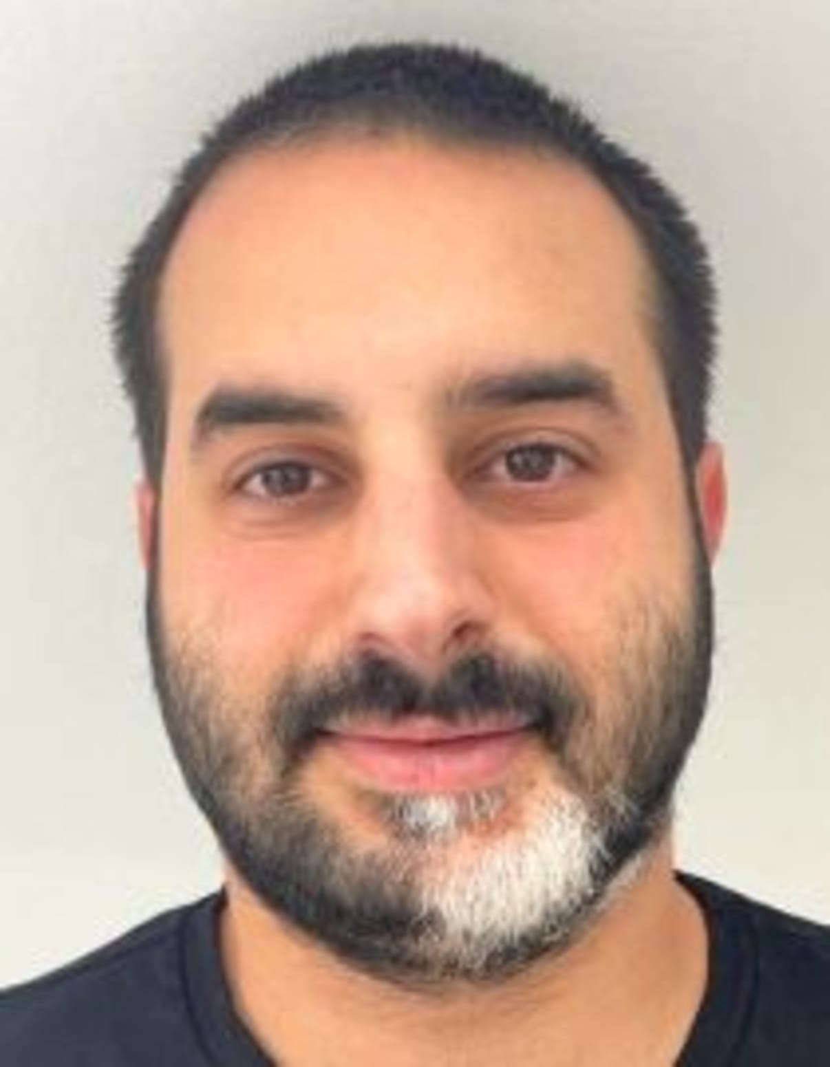 תמונת פורטרט של בעל המקצוע תמונת פורטרט של בעל המקצוע