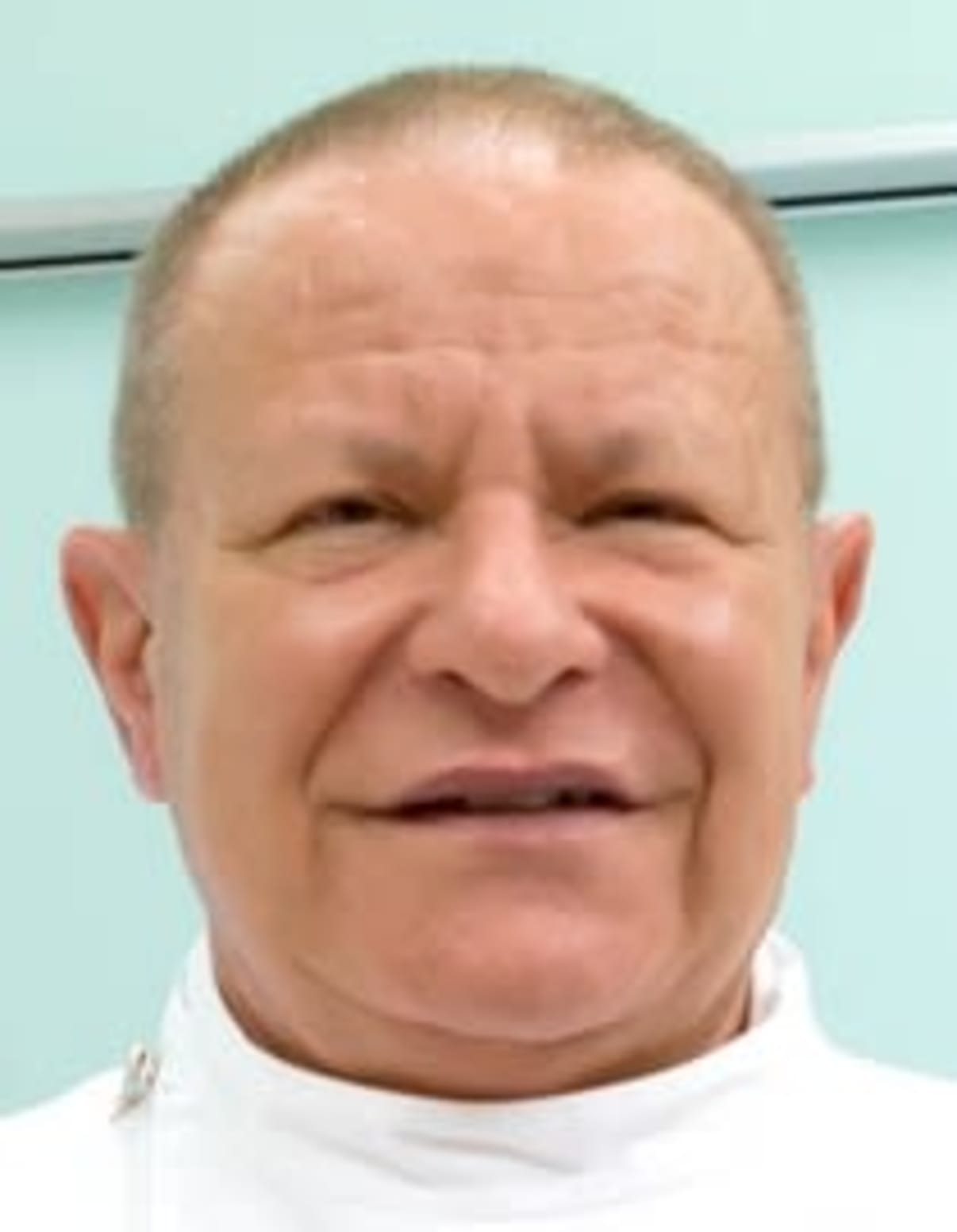 תמונת פורטרט של בעל המקצוע