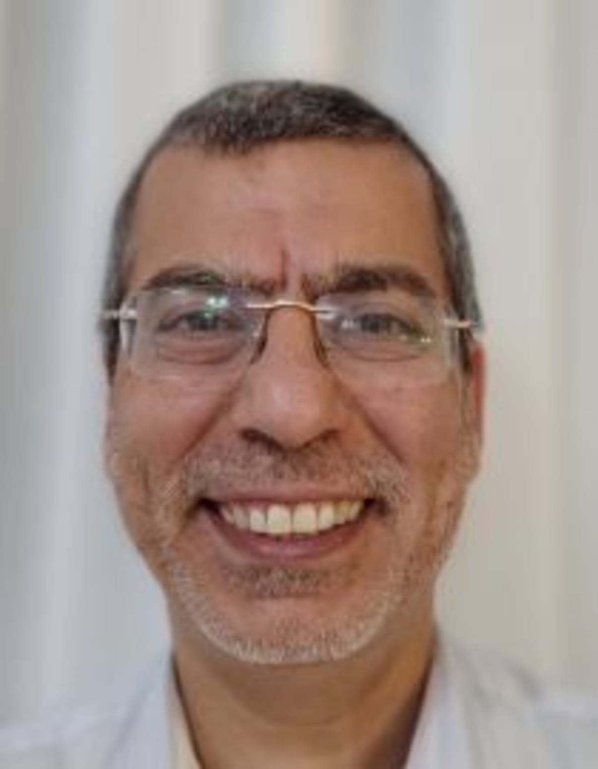 תמונת פורטרט של בעל המקצוע תמונת פורטרט של בעל המקצוע