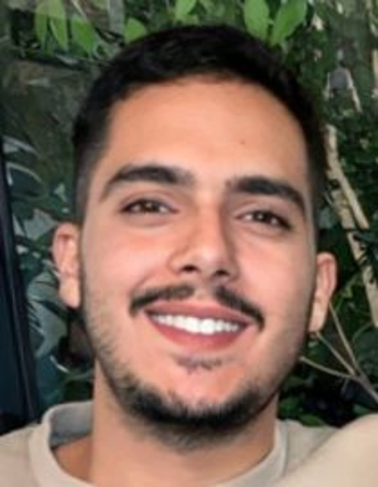 תמונת פורטרט של בעל המקצוע