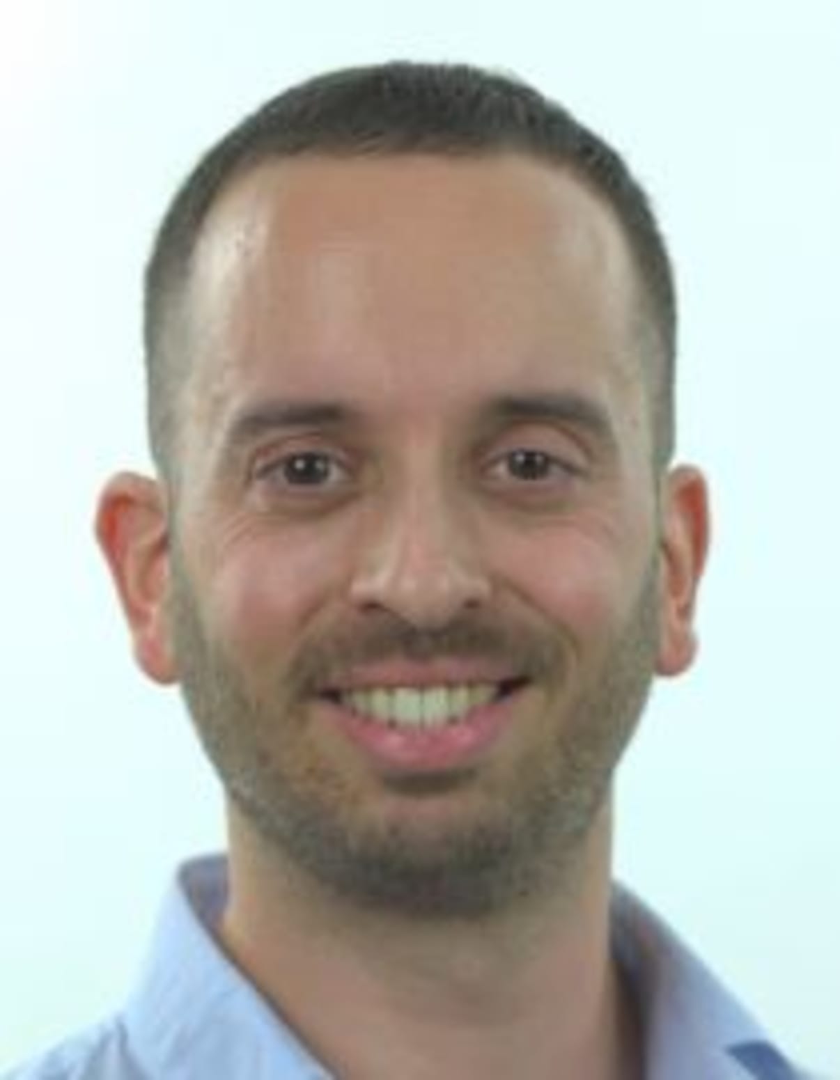 תמונת פורטרט של בעל המקצוע תמונת פורטרט של בעל המקצוע
