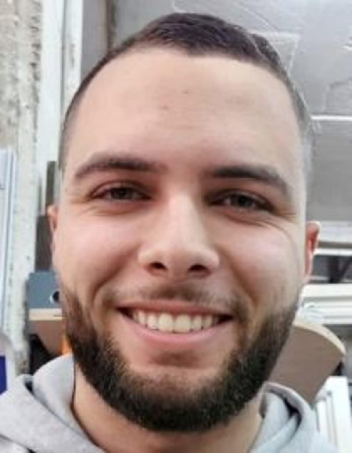 תמונת פורטרט של בעל המקצוע תמונת פורטרט של בעל המקצוע