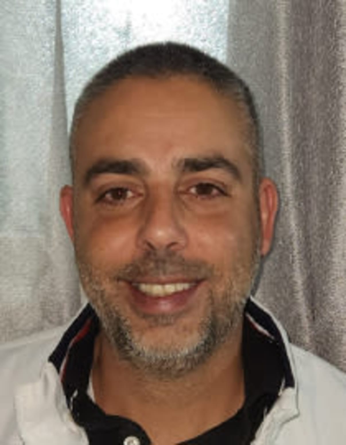 תמונת פורטרט של בעל המקצוע תמונת פורטרט של בעל המקצוע
