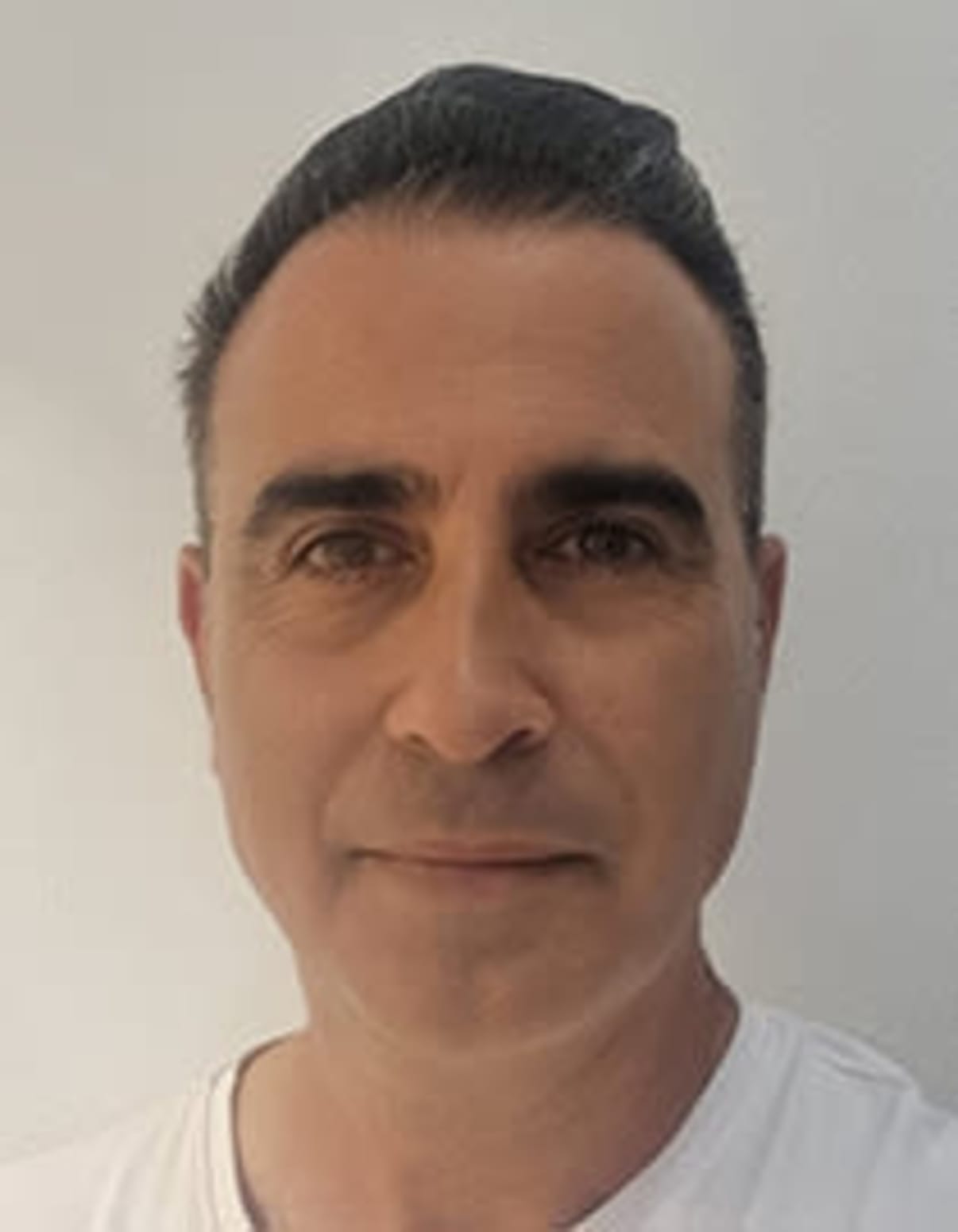 תמונת פורטרט של בעל המקצוע תמונת פורטרט של בעל המקצוע