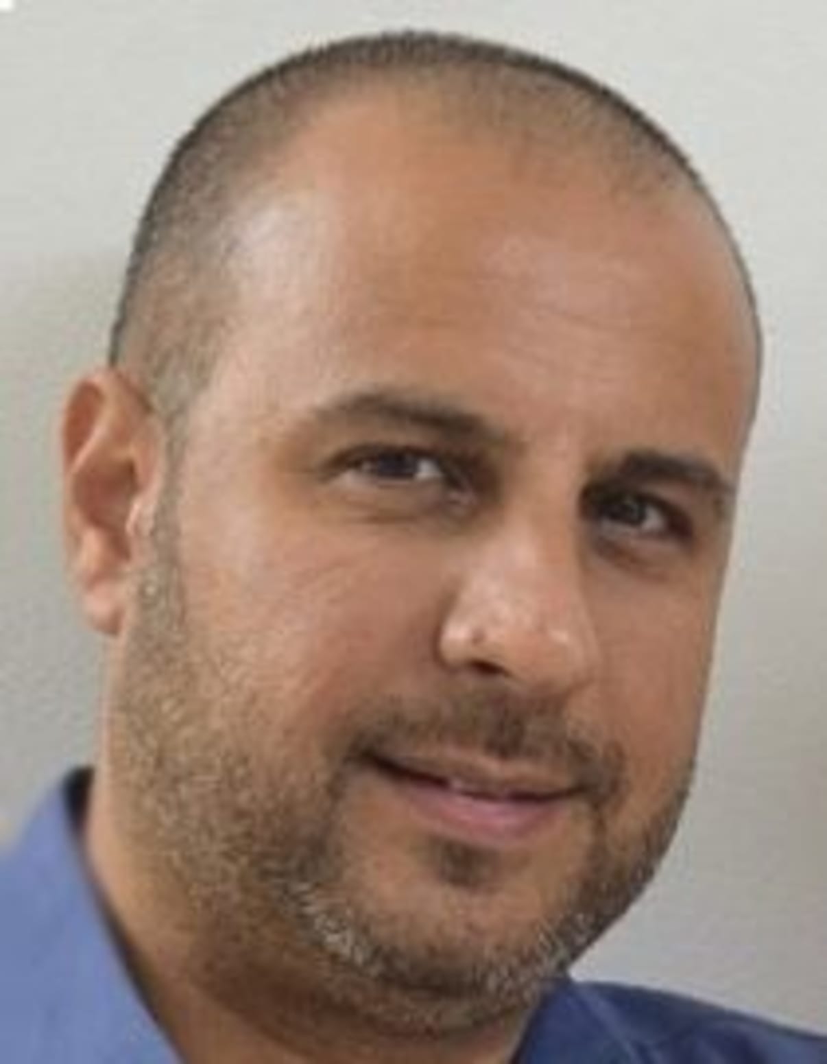 תמונת פורטרט של בעל המקצוע תמונת פורטרט של בעל המקצוע