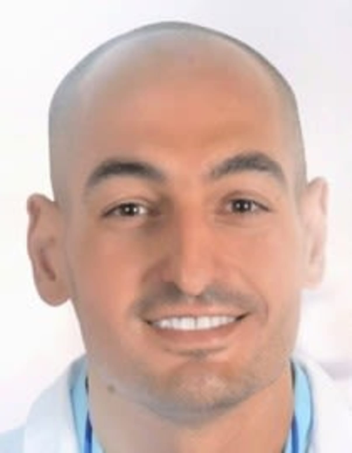 תמונת פורטרט של בעל המקצוע