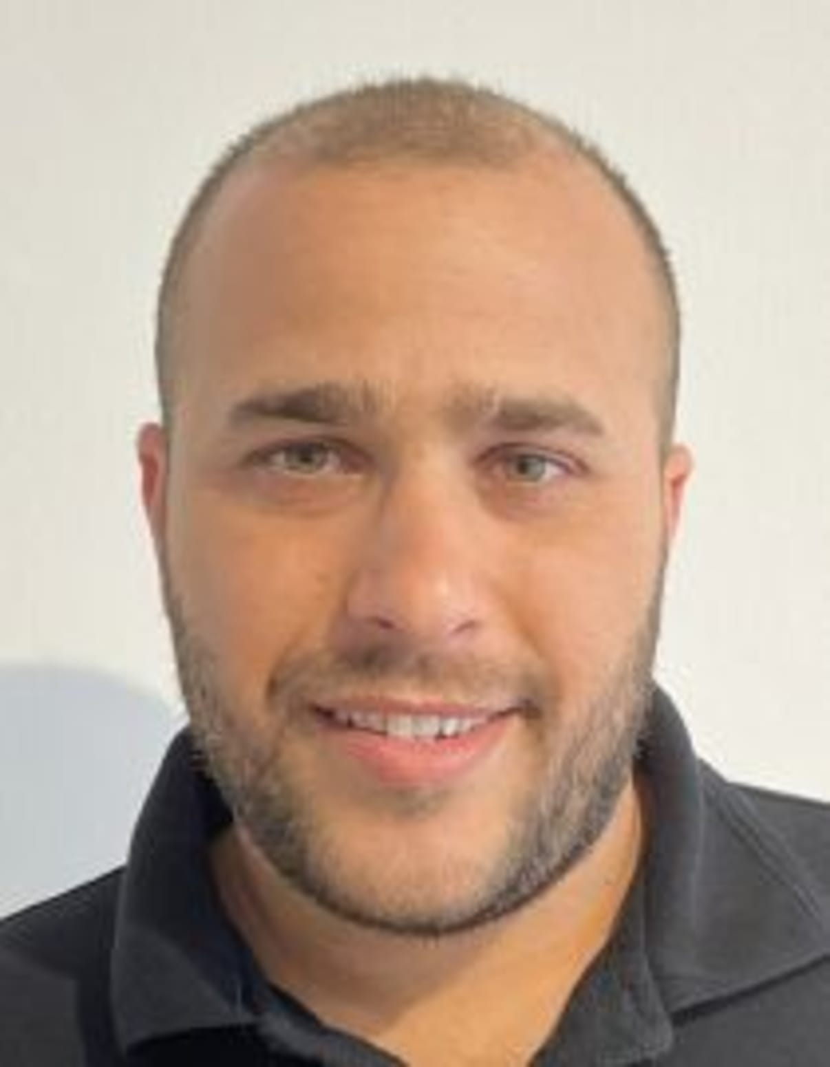 תמונת פורטרט של בעל המקצוע תמונת פורטרט של בעל המקצוע