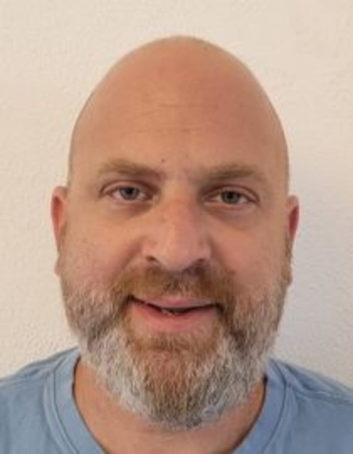 תמונת פורטרט של בעל המקצוע תמונת פורטרט של בעל המקצוע