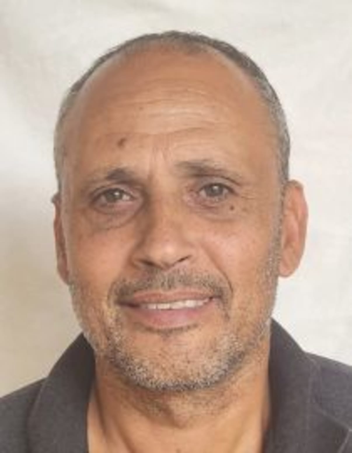 תמונת פורטרט של בעל המקצוע תמונת פורטרט של בעל המקצוע