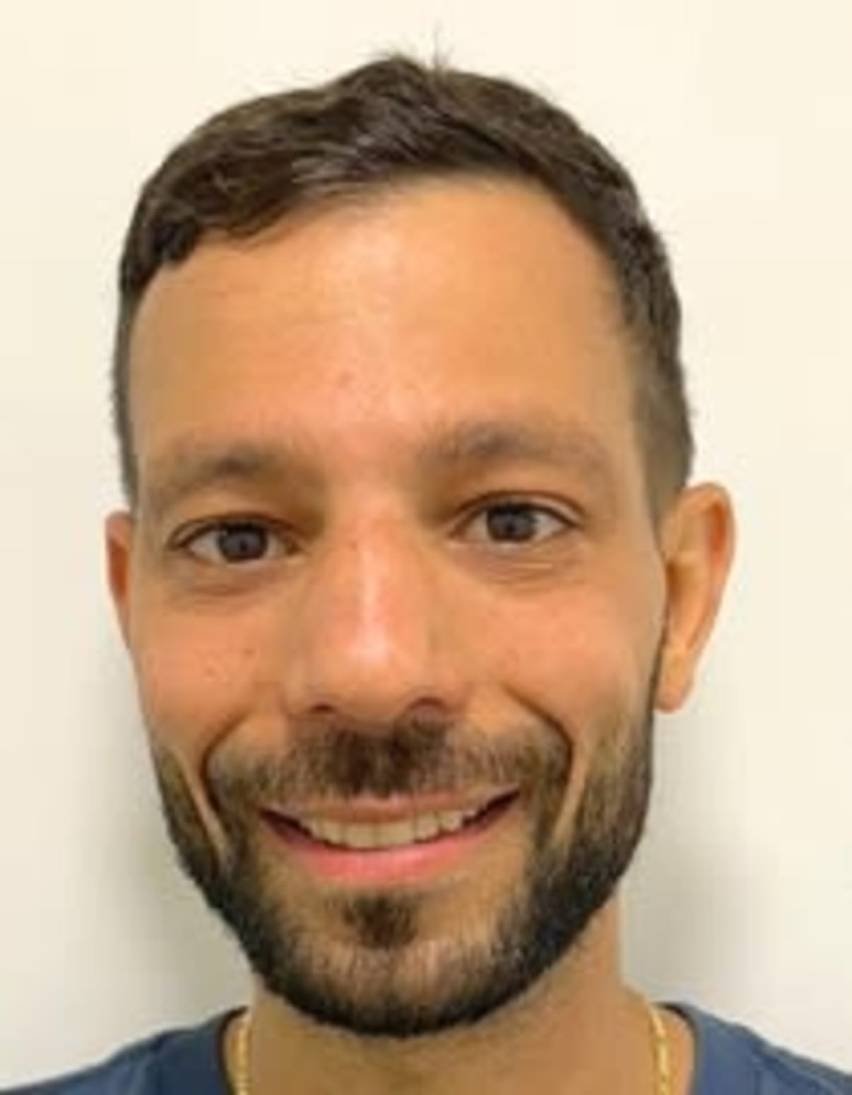 תמונת פורטרט של בעל המקצוע תמונת פורטרט של בעל המקצוע