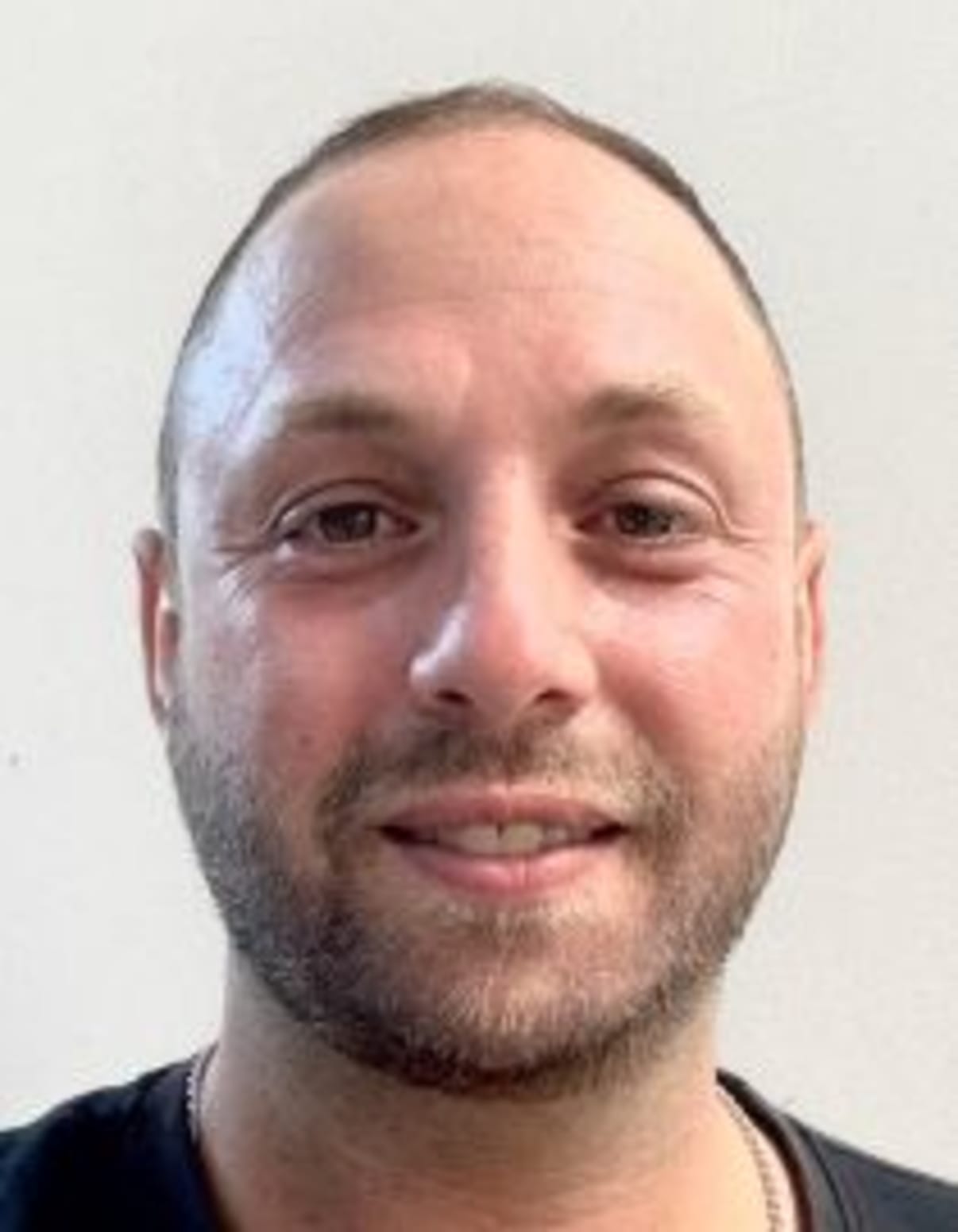 תמונת פורטרט של בעל המקצוע תמונת פורטרט של בעל המקצוע