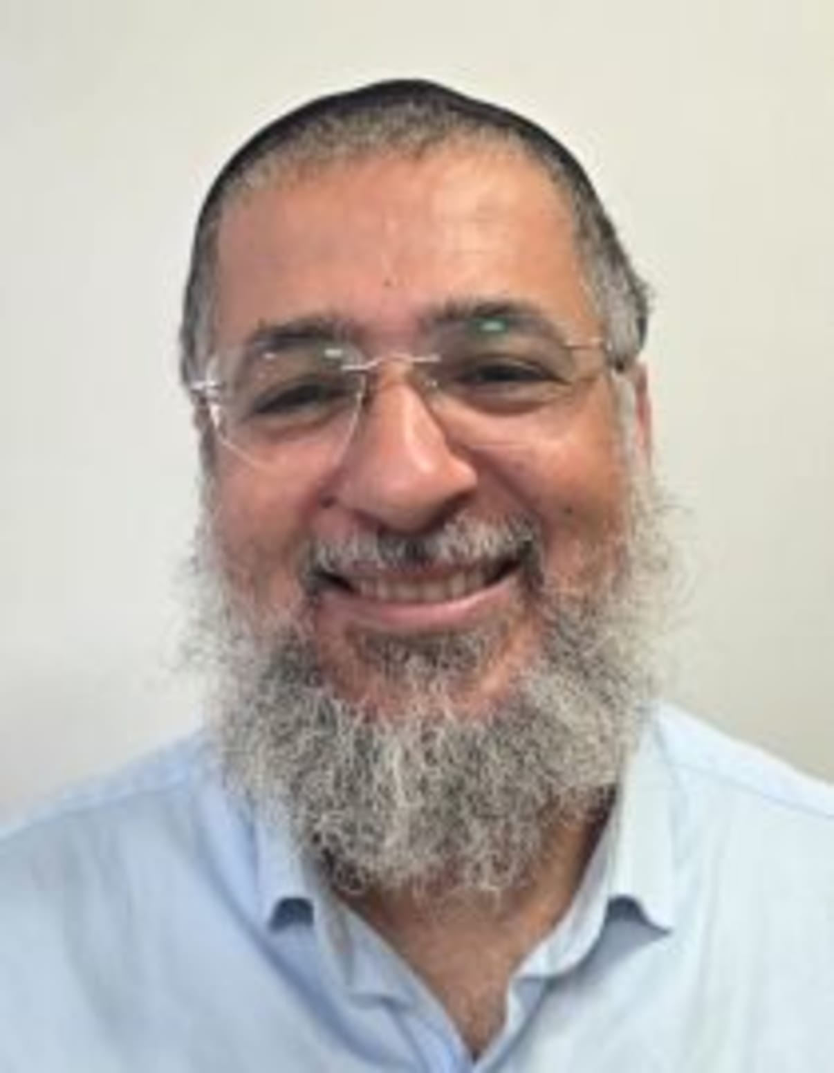 תמונת פורטרט של בעל המקצוע