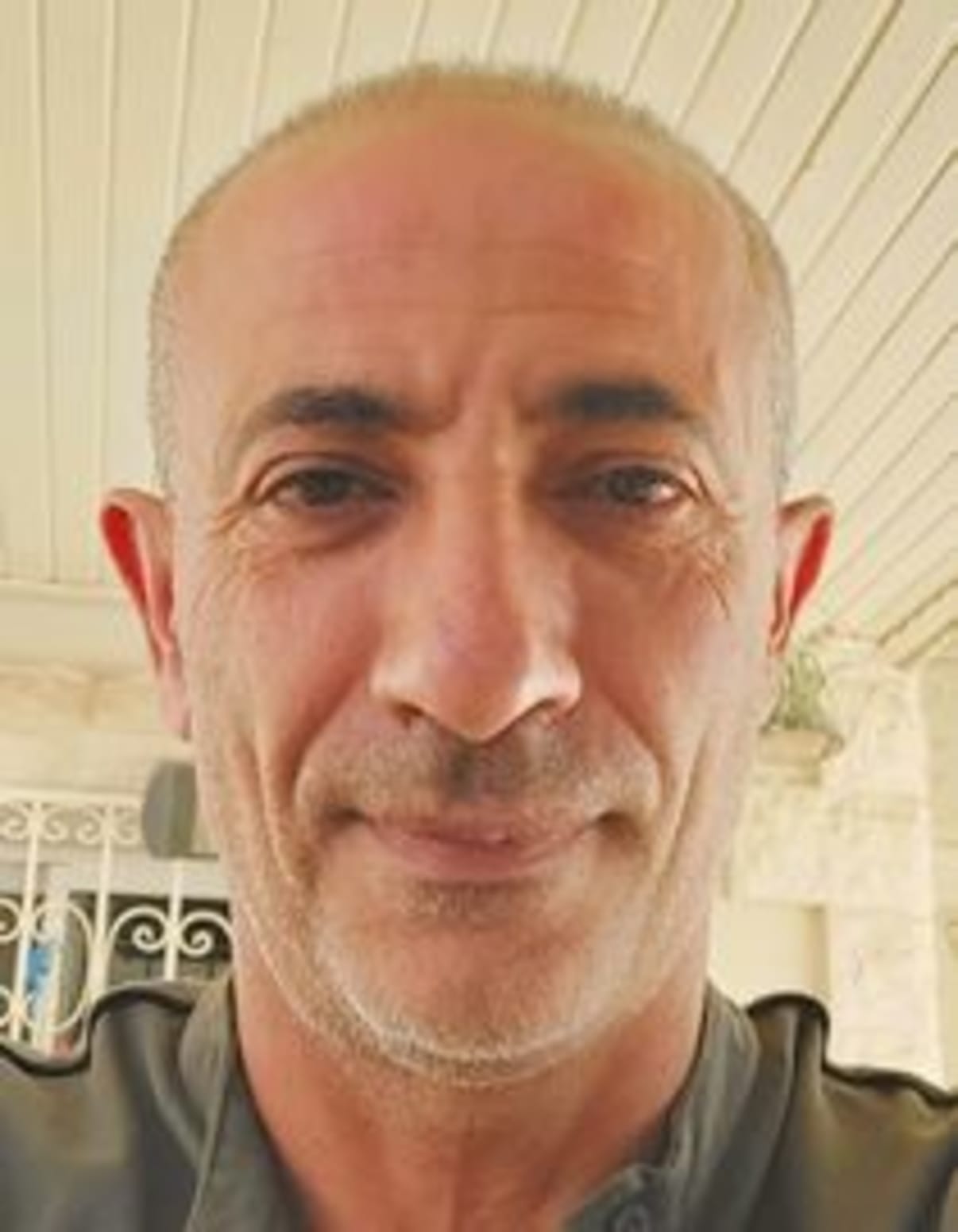 תמונת פורטרט של בעל המקצוע תמונת פורטרט של בעל המקצוע