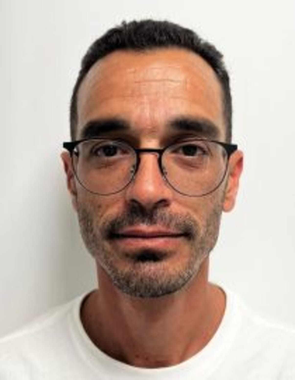 תמונת פורטרט של בעל המקצוע תמונת פורטרט של בעל המקצוע