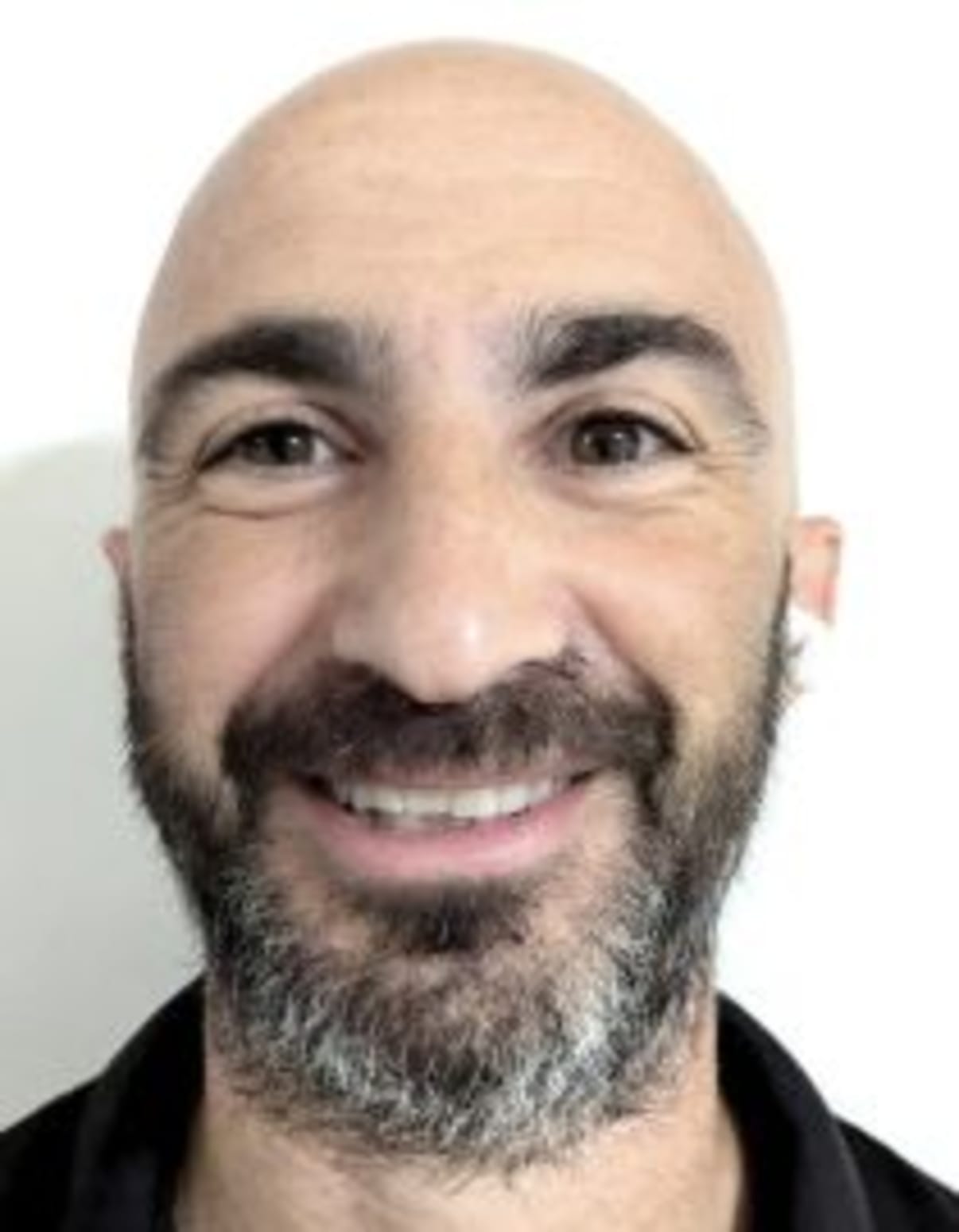 תמונת פורטרט של בעל המקצוע תמונת פורטרט של בעל המקצוע