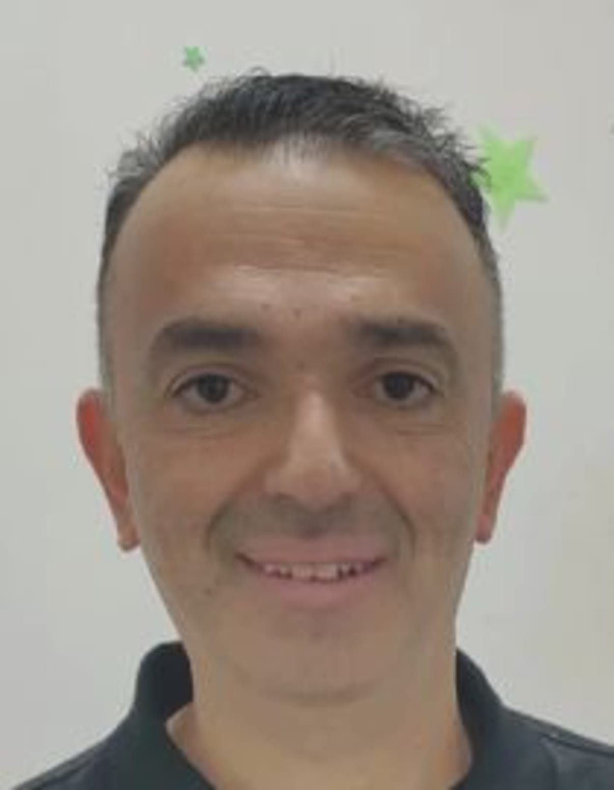 תמונת פורטרט של בעל המקצוע