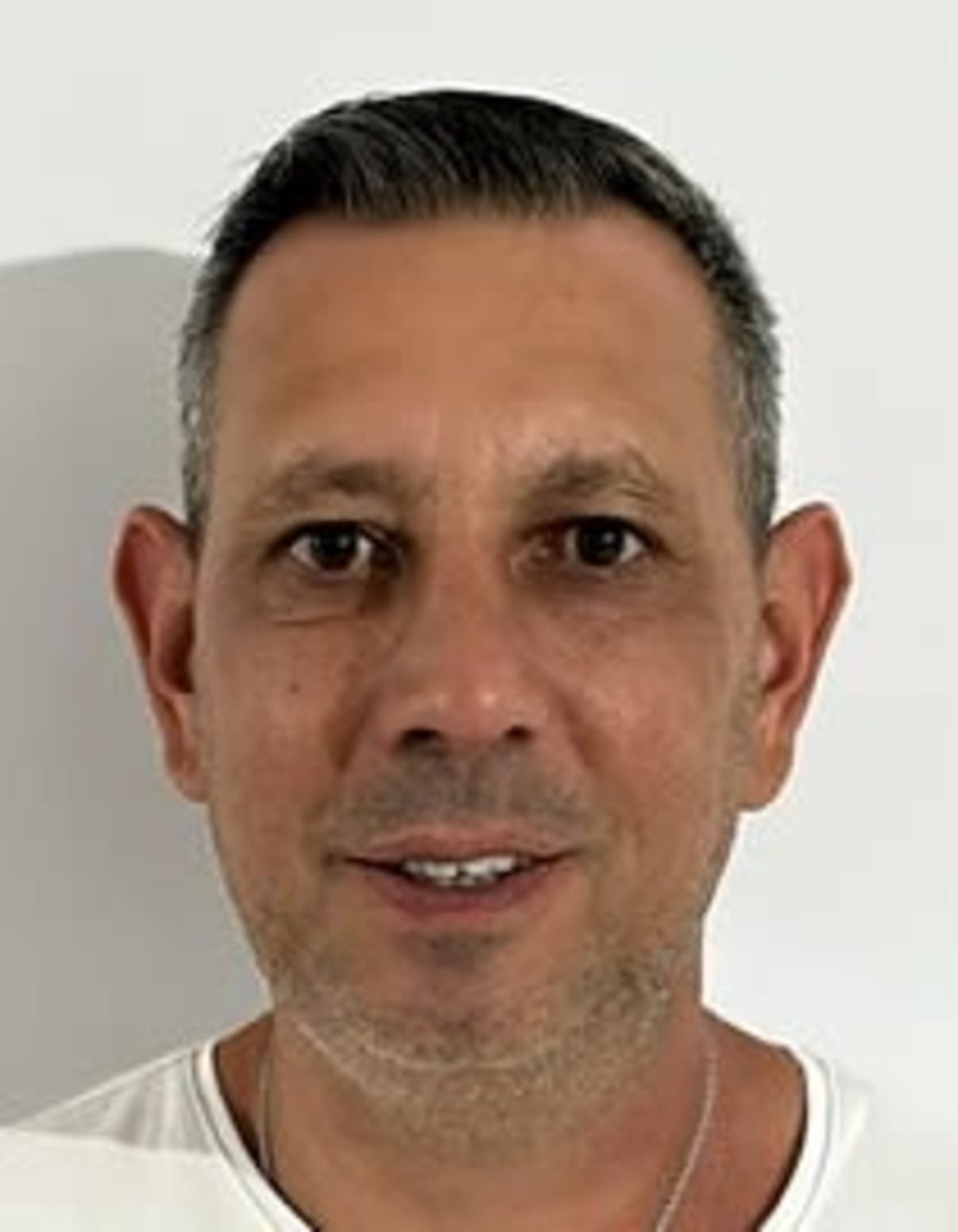 תמונת פורטרט של בעל המקצוע תמונת פורטרט של בעל המקצוע