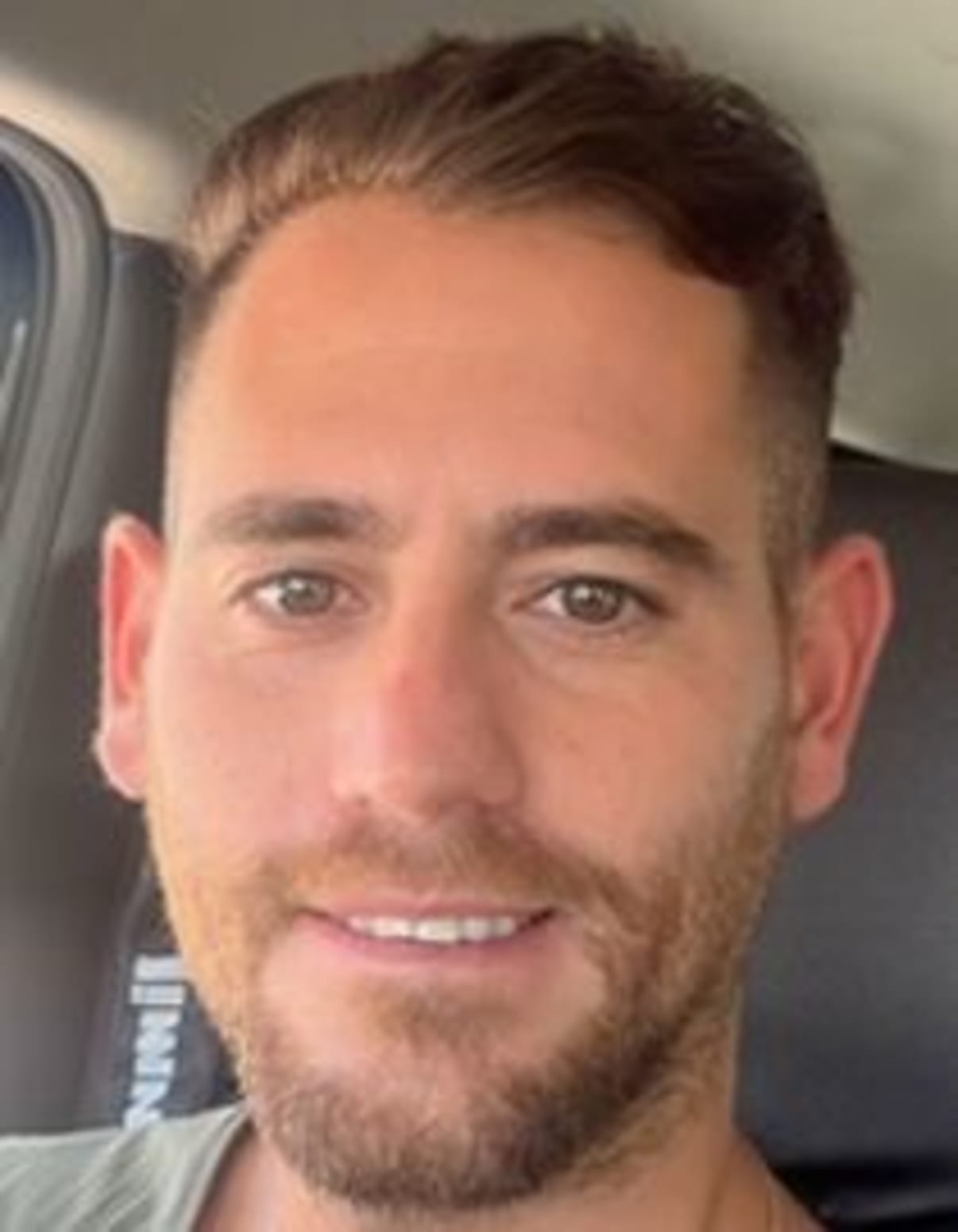 תמונת פורטרט של בעל המקצוע תמונת פורטרט של בעל המקצוע