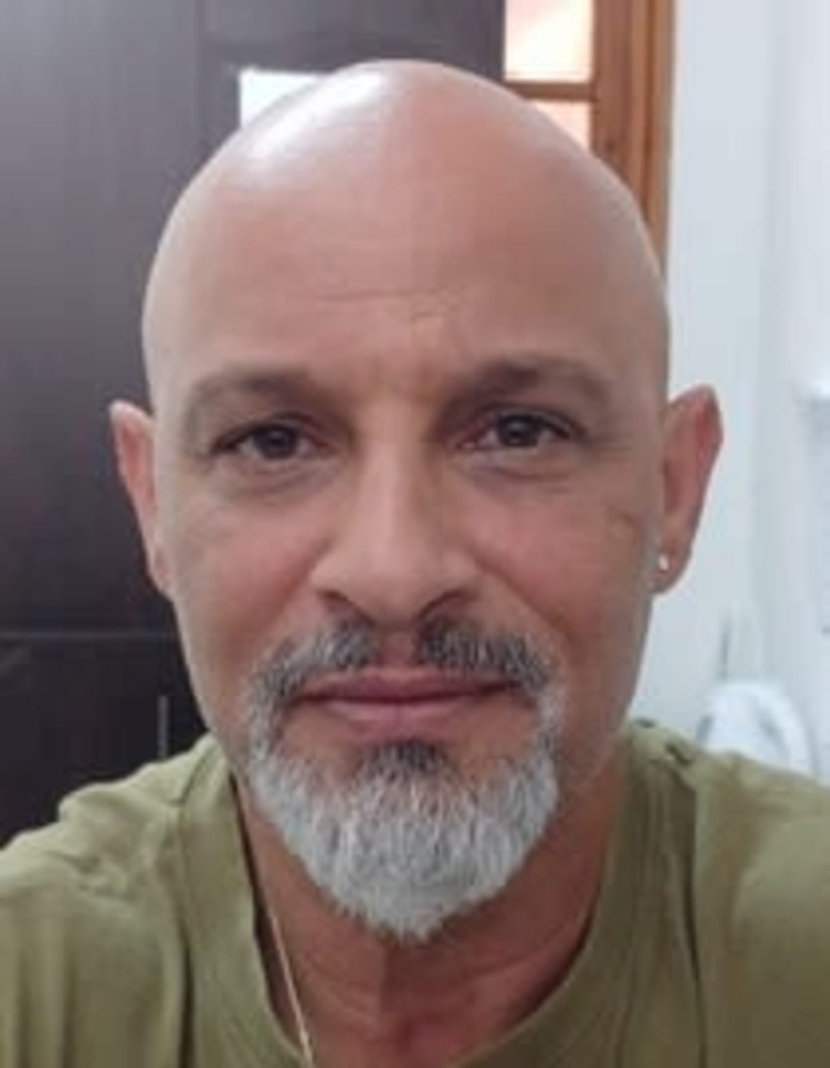 תמונת פורטרט של בעל המקצוע תמונת פורטרט של בעל המקצוע