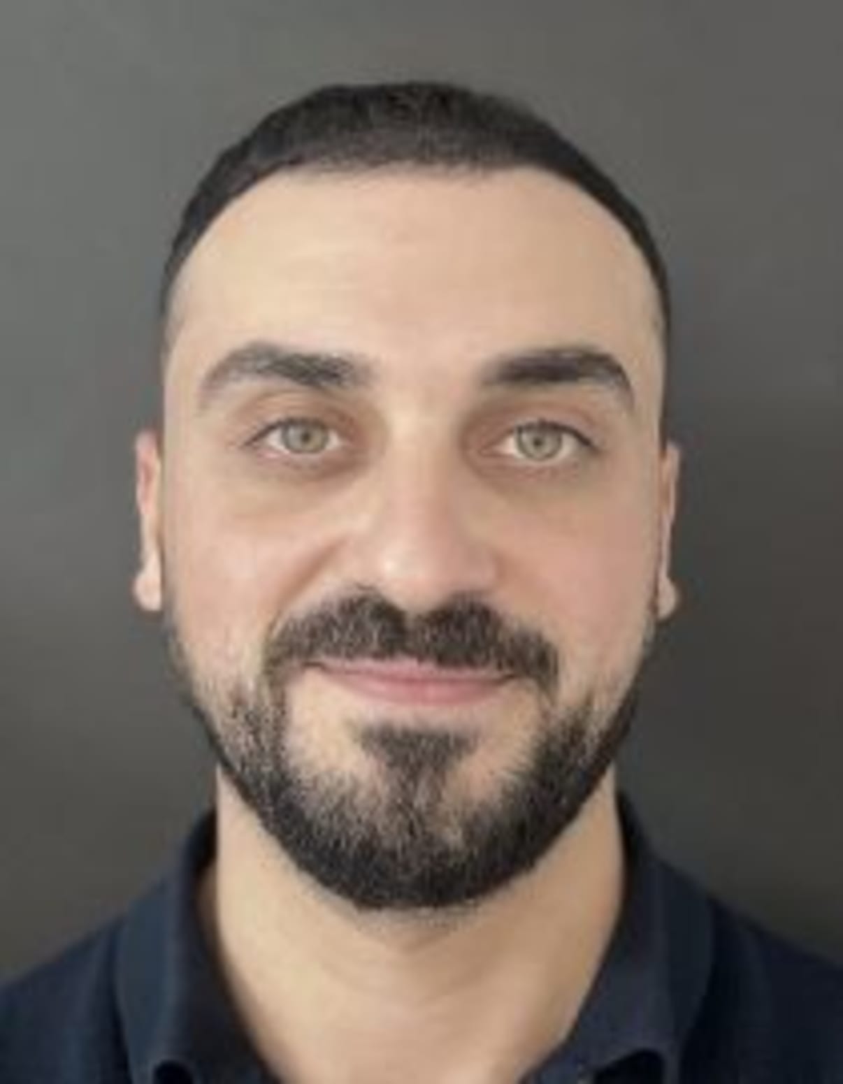 תמונת פורטרט של בעל המקצוע תמונת פורטרט של בעל המקצוע