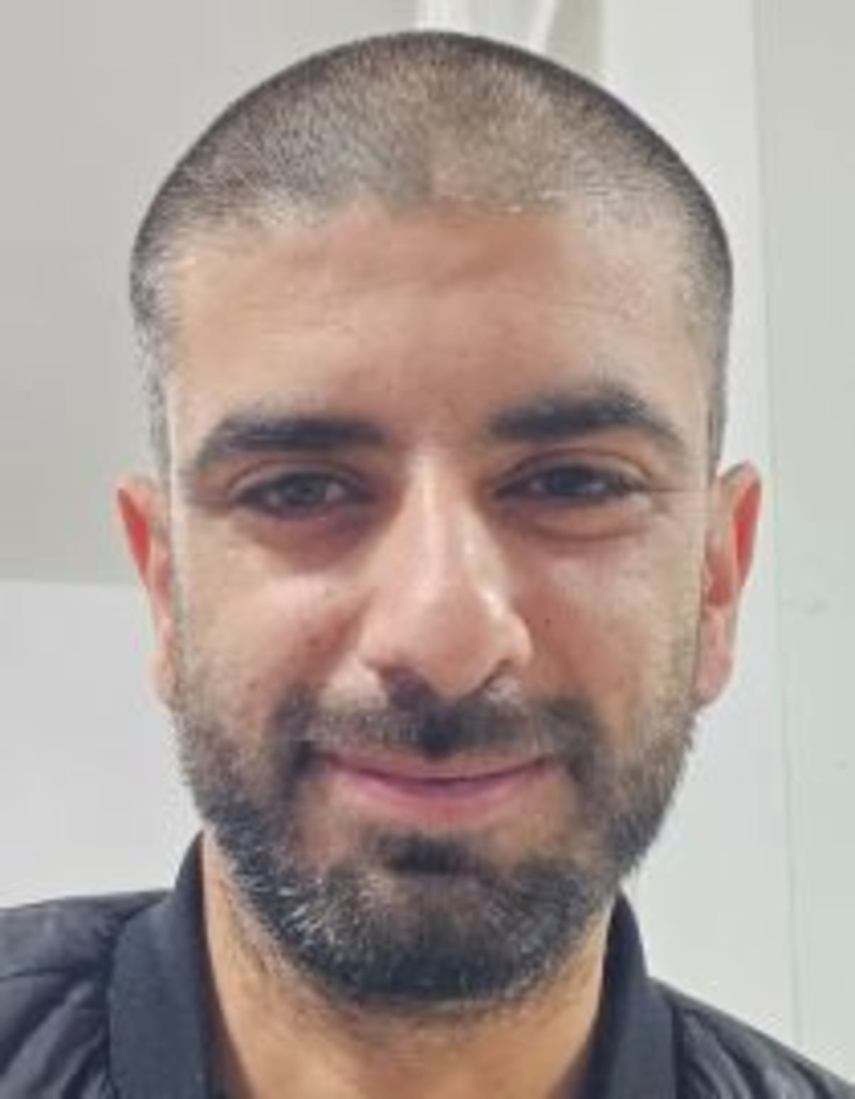 תמונת פורטרט של בעל המקצוע