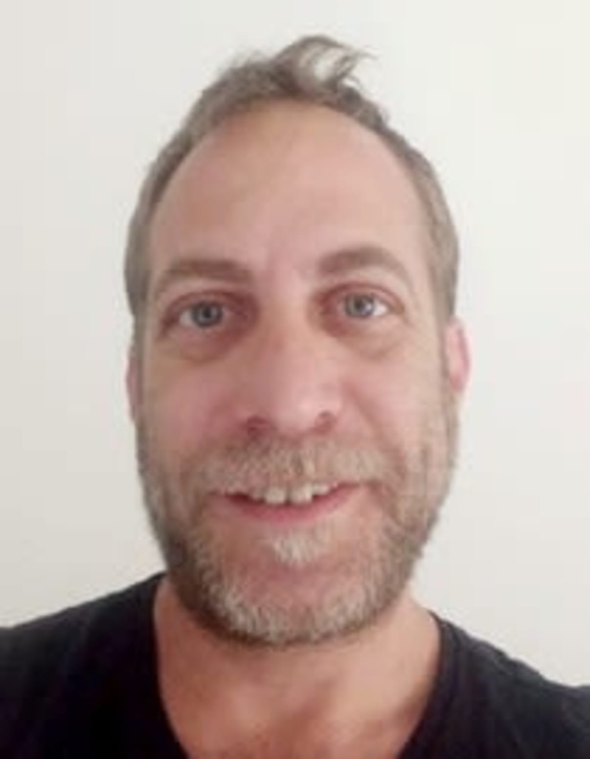 תמונת פורטרט של בעל המקצוע תמונת פורטרט של בעל המקצוע