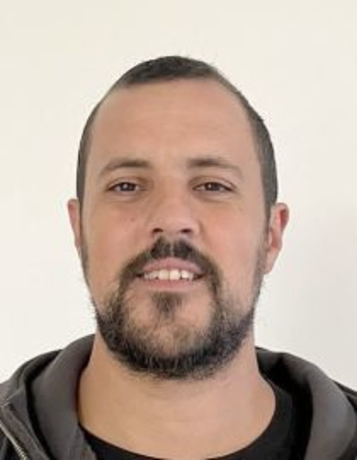תמונת פורטרט של בעל המקצוע תמונת פורטרט של בעל המקצוע