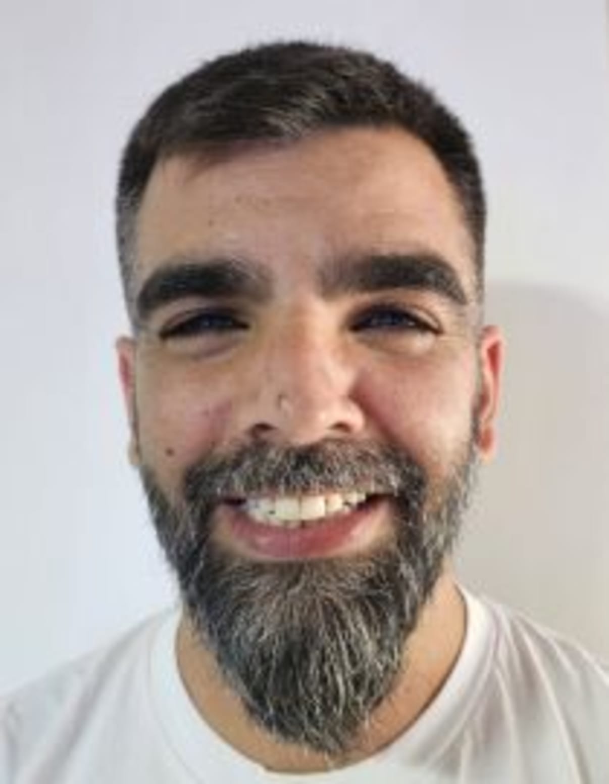תמונת פורטרט של בעל המקצוע תמונת פורטרט של בעל המקצוע