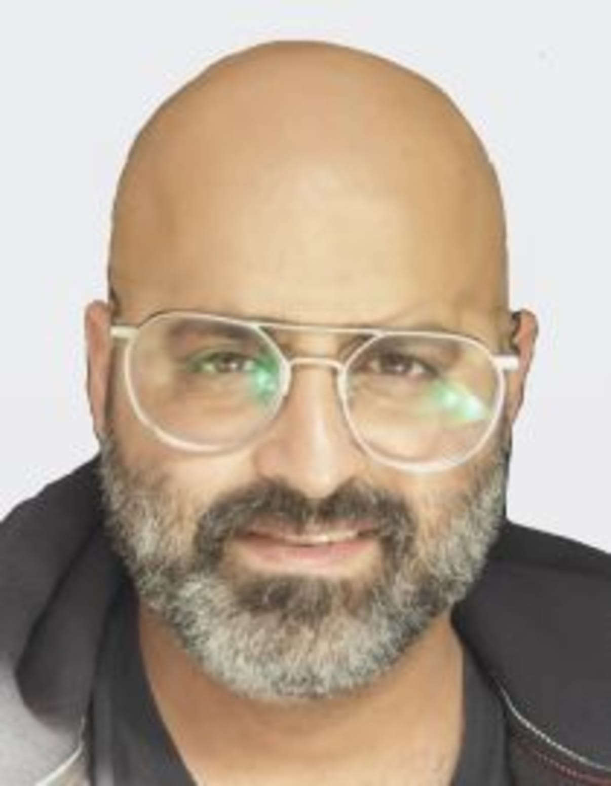 תמונת פורטרט של בעל המקצוע תמונת פורטרט של בעל המקצוע