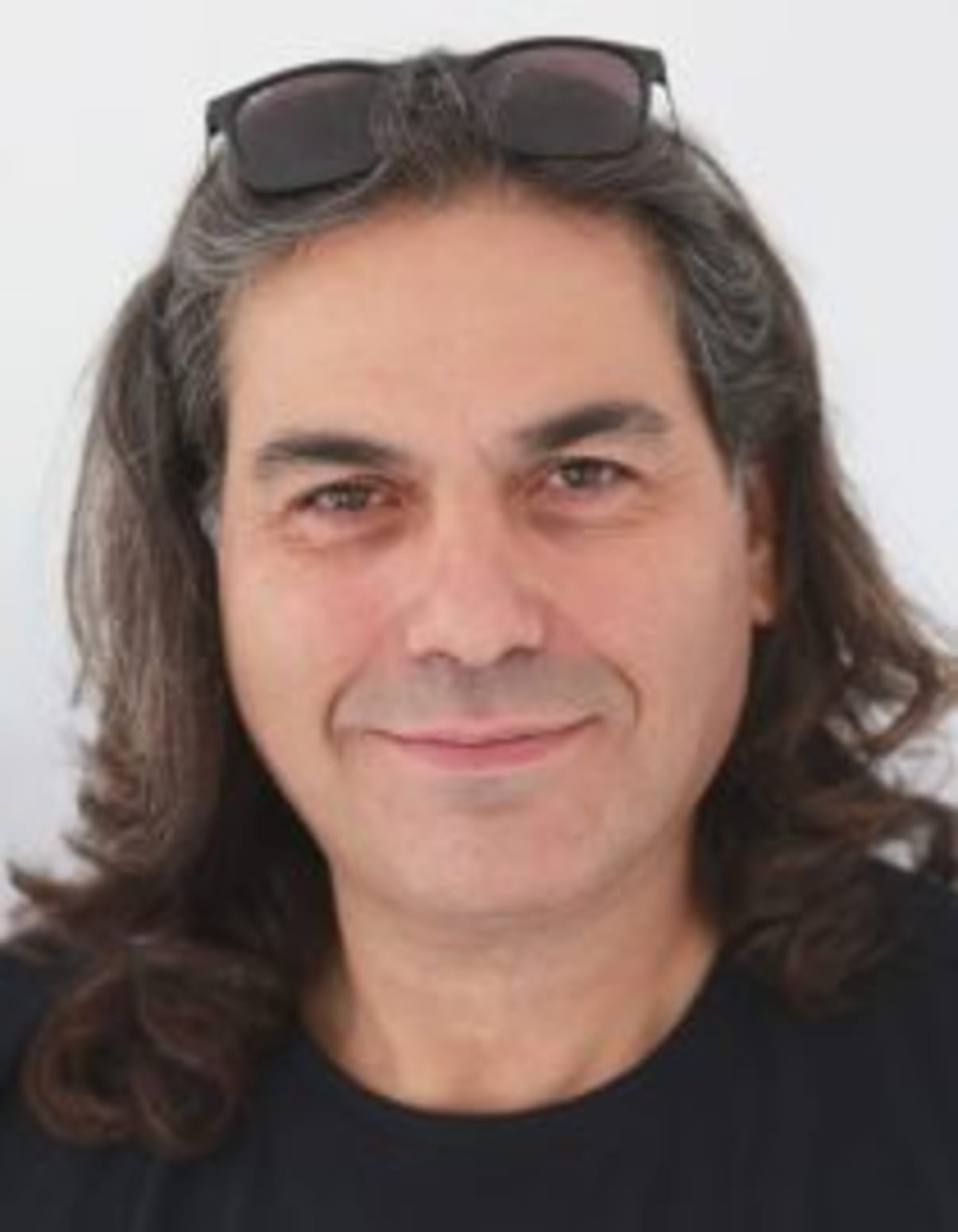 תמונת פורטרט של בעל המקצוע