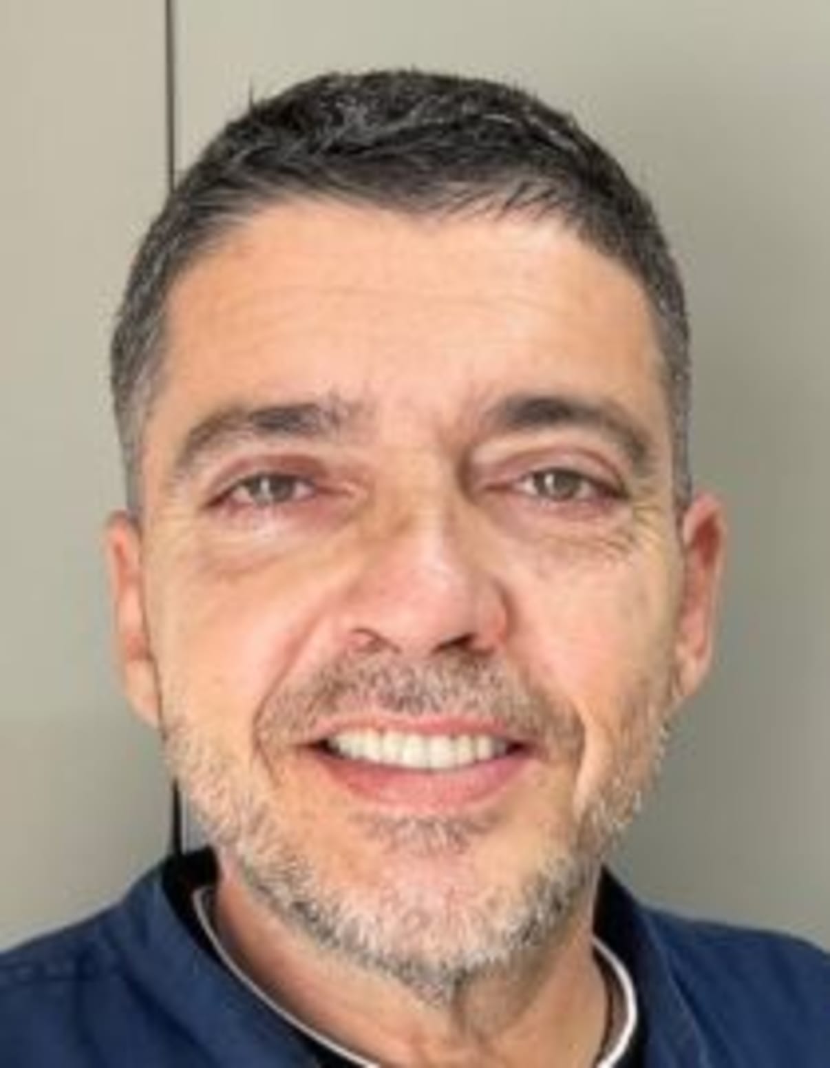 תמונת פורטרט של בעל המקצוע תמונת פורטרט של בעל המקצוע