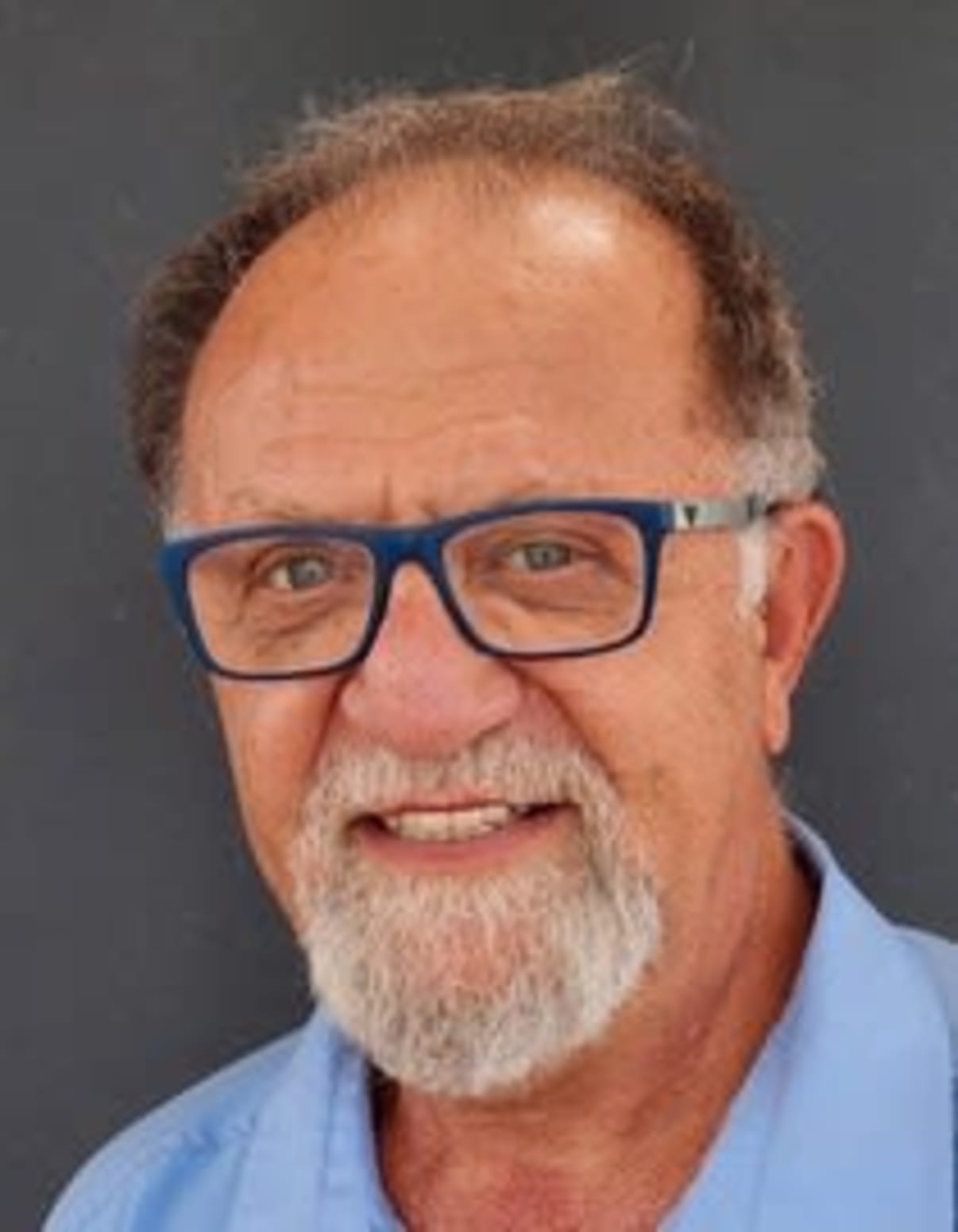 תמונת פורטרט של בעל המקצוע תמונת פורטרט של בעל המקצוע