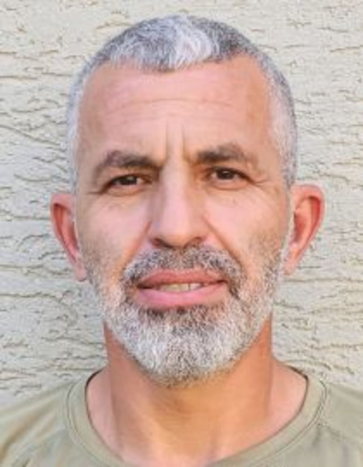 תמונת פורטרט של בעל המקצוע