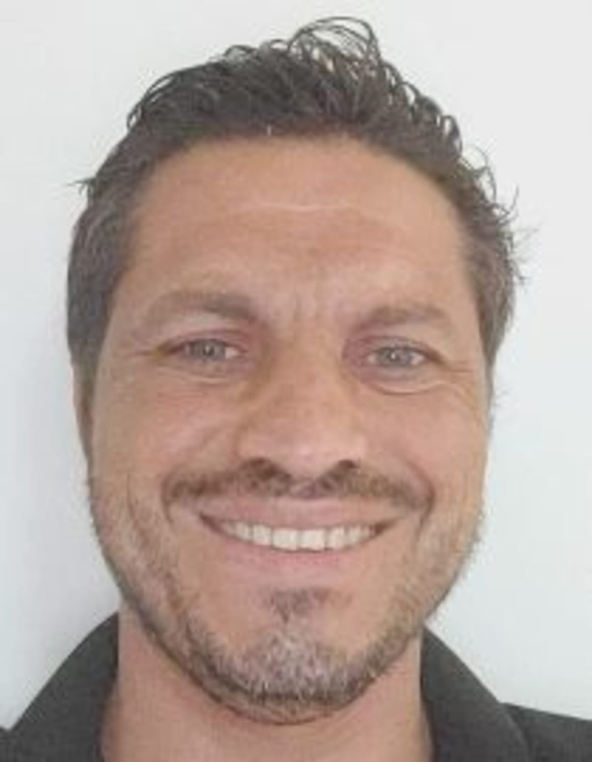 תמונת פורטרט של בעל המקצוע תמונת פורטרט של בעל המקצוע